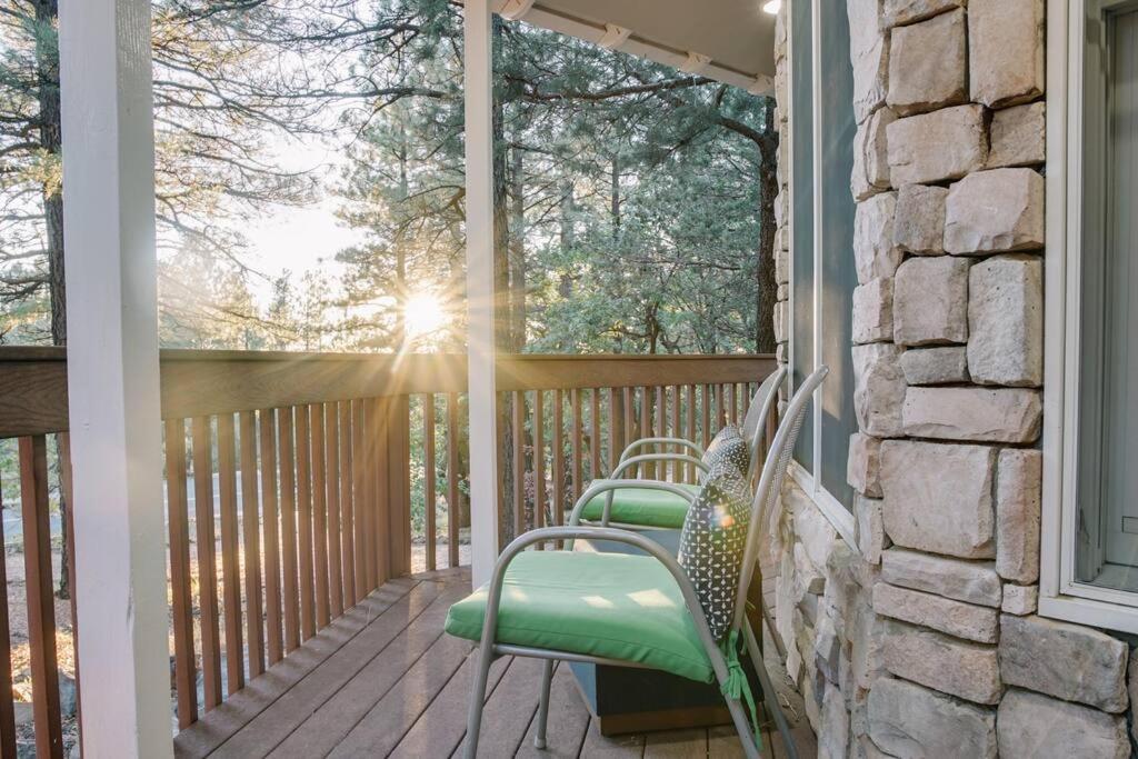 Relaxingrejuvenating 4Br 3 And Half Ba Cabin Munds Park ภายนอก รูปภาพ